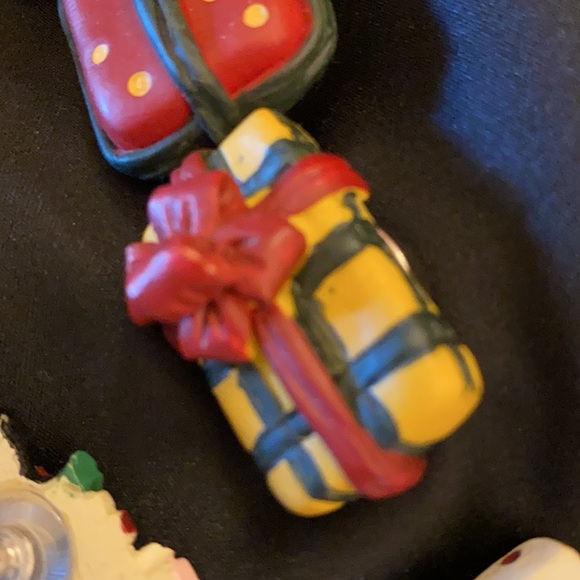 Vintage button covers/toppers & pierced kitty earrings - Picture 4 of 12